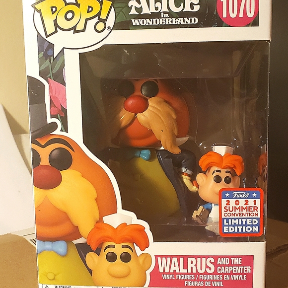 Walrus & the Carpenter #1070 Funko Pop